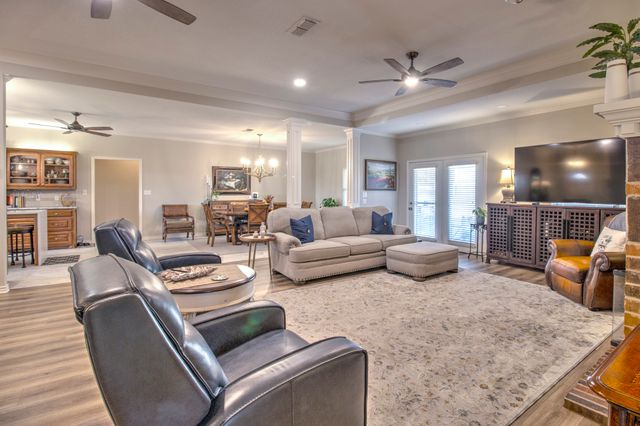 1321 Kiowa Drive E, Lake Kiowa, TX 76240