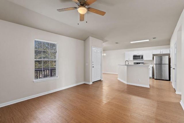 3301 El Salido PKWY 621, Cedar Park, TX 78613