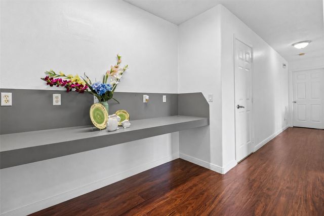 16118 Craigshire Court, Spring, TX 77379