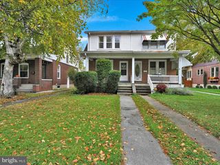 1546 OAK ST, Lebanon, PA 17042