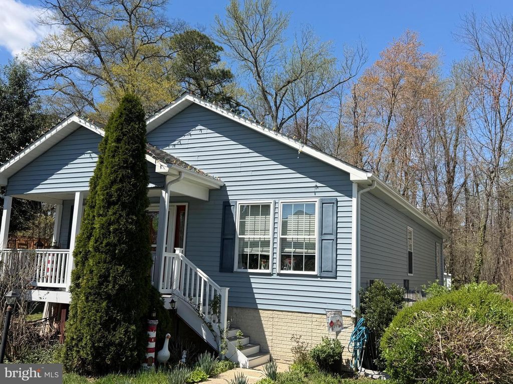 7712 WEST RD, Glen Burnie, MD 21060