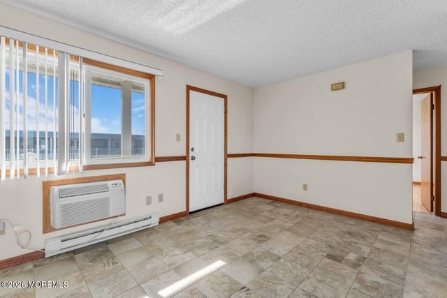 1 2nd Avenue 17, Ortley Beach, NJ 08751
