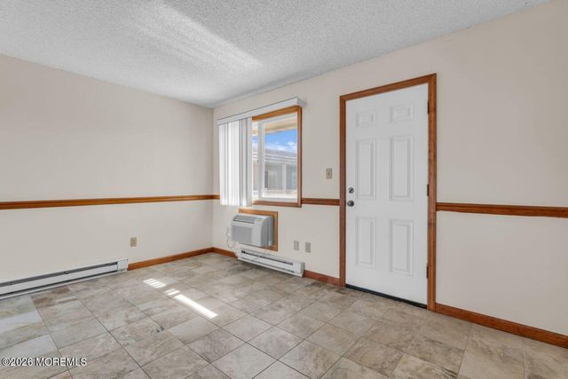 1 2nd Avenue 17, Ortley Beach, NJ 08751