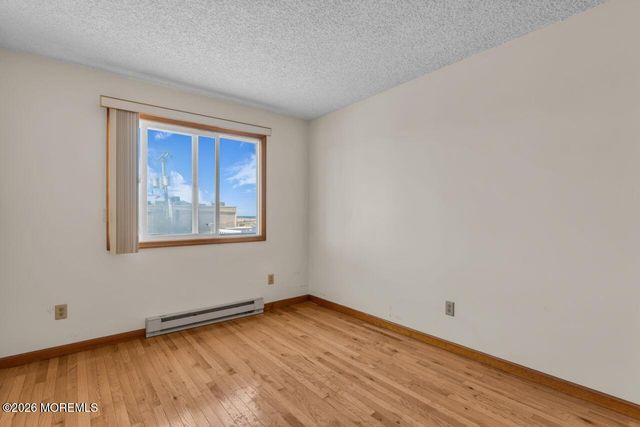 1 2nd Avenue 17, Ortley Beach, NJ 08751
