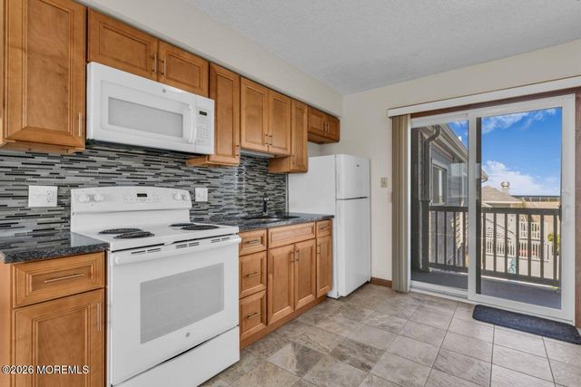 1 2nd Avenue 17, Ortley Beach, NJ 08751