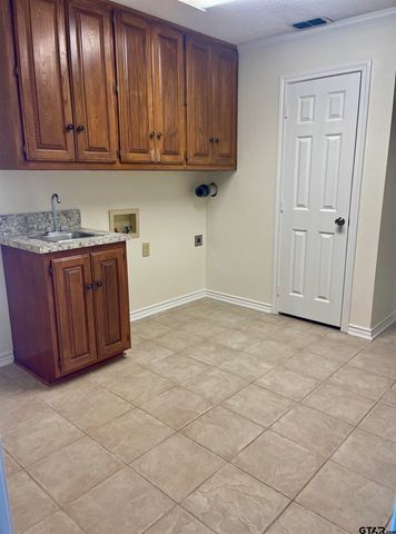 1624 CR 1560, Alba, TX 75410