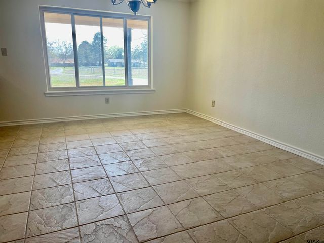 1624 CR 1560, Alba, TX 75410