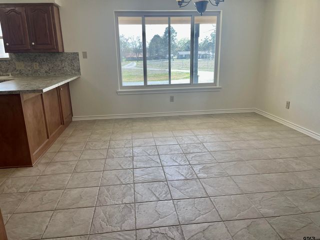 1624 CR 1560, Alba, TX 75410