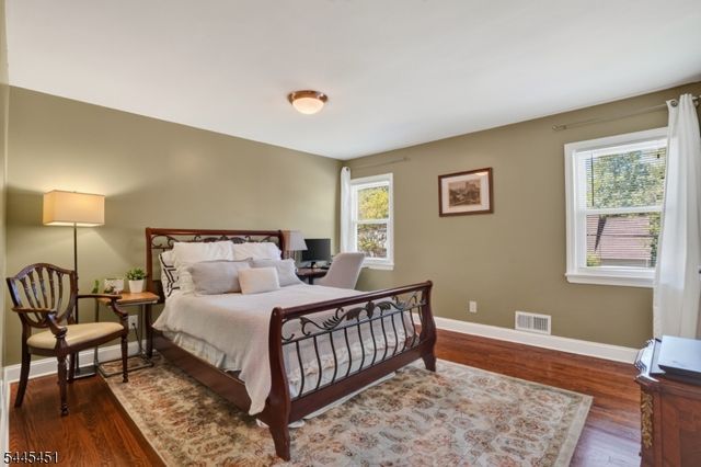 28 Kew Dr, Springfield Twp., NJ 07081