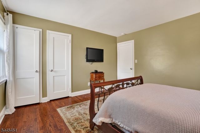28 Kew Dr, Springfield Twp., NJ 07081