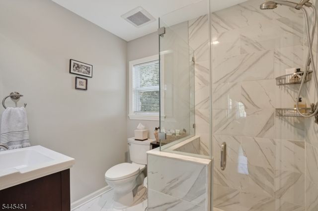 28 Kew Dr, Springfield Twp., NJ 07081