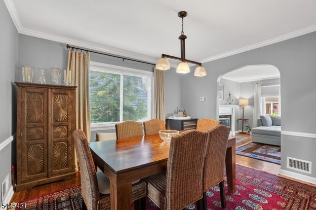 28 Kew Dr, Springfield Twp., NJ 07081