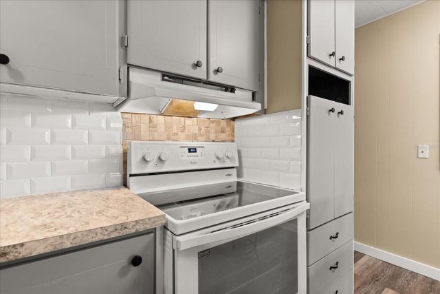 465 MARINA LANE, Tavares, FL 32778