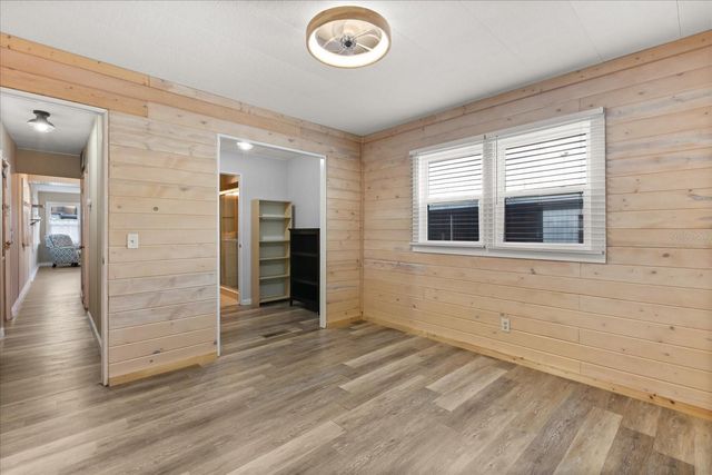 465 MARINA LANE, Tavares, FL 32778