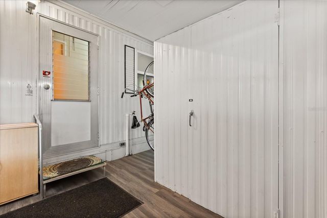 465 MARINA LANE, Tavares, FL 32778