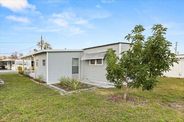 465 MARINA LANE, Tavares, FL 32778