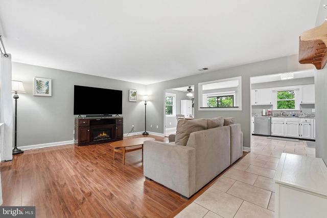 2718 JACKSON DR, Haymarket, VA 20169