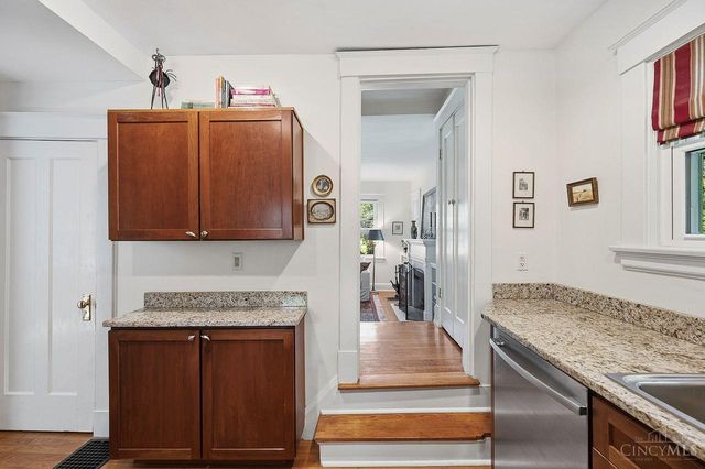 878 Tweed Avenue, Cincinnati, OH 45226