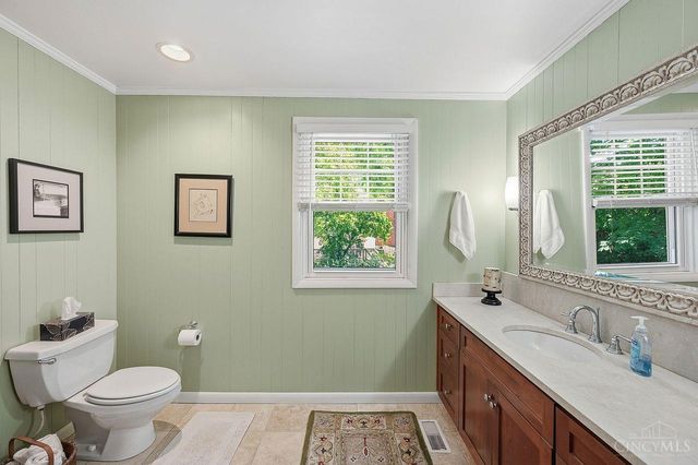 878 Tweed Avenue, Cincinnati, OH 45226