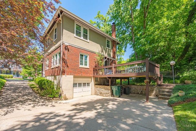 878 Tweed Avenue, Cincinnati, OH 45226