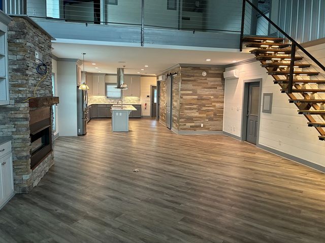 300 E County Rd 32 E, Headland, AL 36345