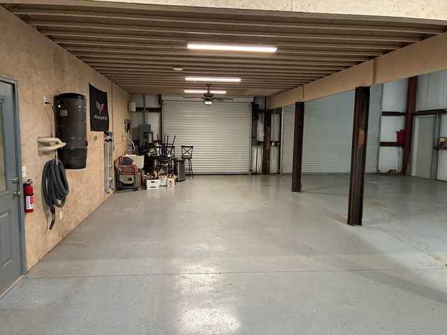 300 E County Rd 32 E, Headland, AL 36345