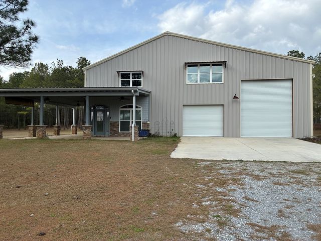 300 E County Rd 32 E, Headland, AL 36345