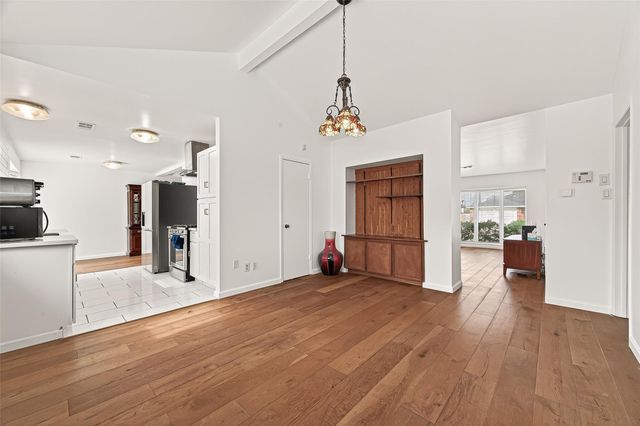 10823 Sandstone Street, Houston, TX 77072