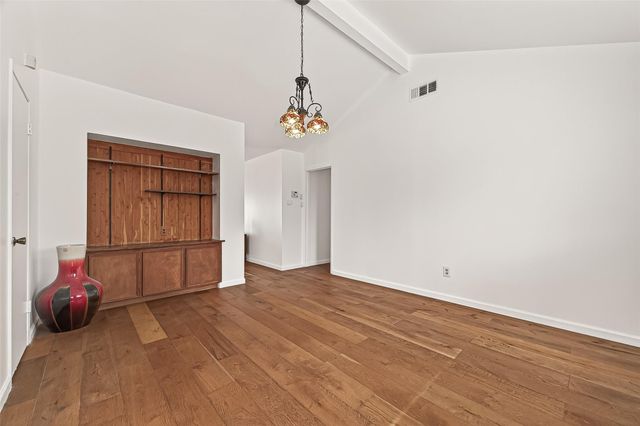 10823 Sandstone Street, Houston, TX 77072