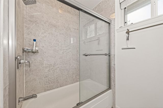 10823 Sandstone Street, Houston, TX 77072