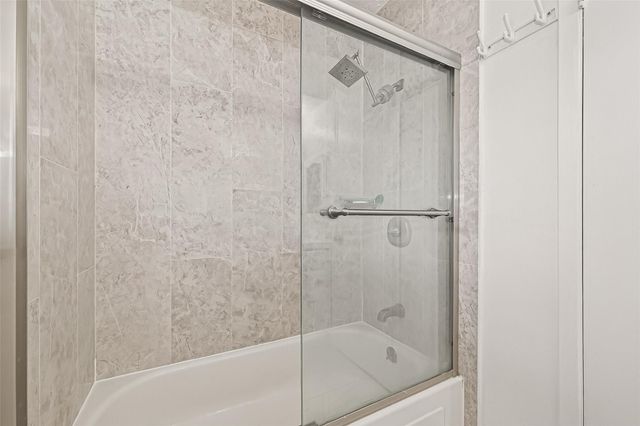 10823 Sandstone Street, Houston, TX 77072