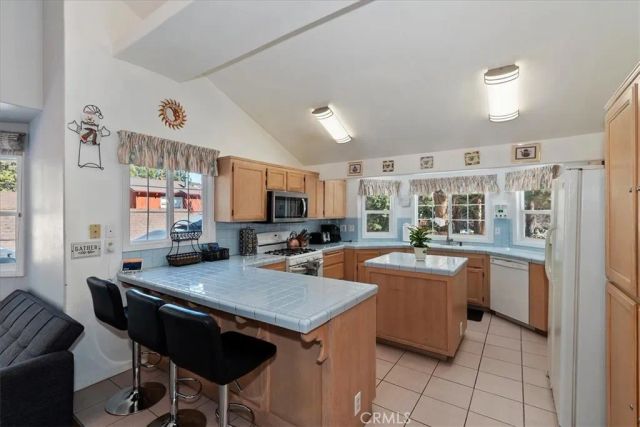 737 E Mountain View, Big Bear City, CA 92314