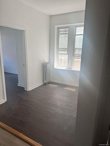 317 E 96th Street 2R, Brooklyn, NY 11212