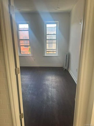 317 E 96th Street 2R, Brooklyn, NY 11212