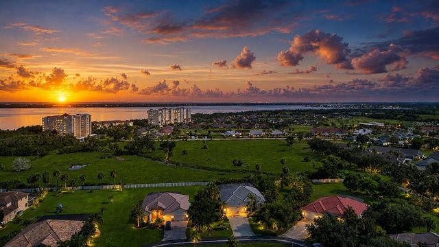 1929 24TH STREET CIRCLE W, Palmetto, FL 34221