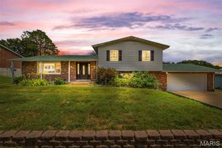 9466 Ponderosa Ln, Pevely, MO 63070