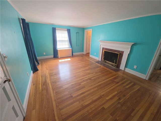 7 Wilton Avenue, Pawtucket, RI 02861