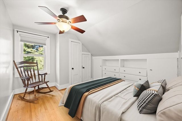 49 Pleasant St, Holbrook, MA 02343