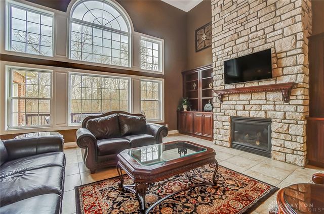 7660 Horizon Hill Drive, Springboro, OH 45066