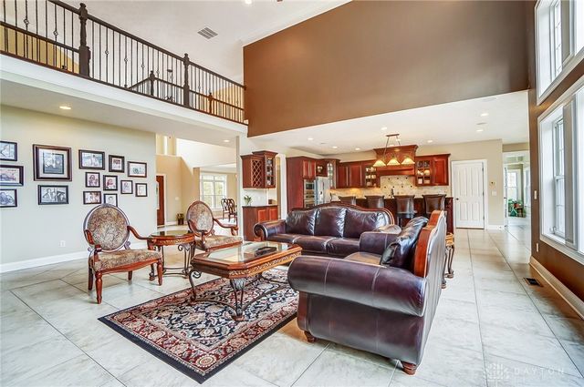 7660 Horizon Hill Drive, Springboro, OH 45066