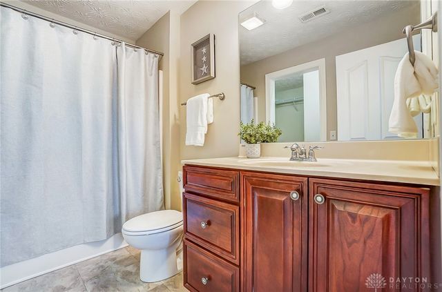 7660 Horizon Hill Drive, Springboro, OH 45066