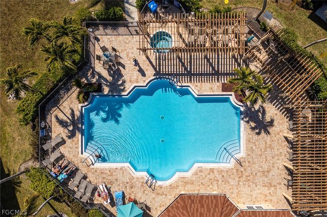 1105 Van Loon Commons CIR 304, Cape Coral, FL 33909