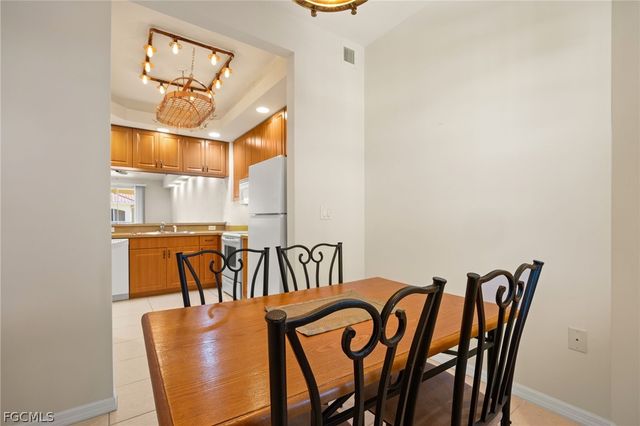 1105 Van Loon Commons CIR 304, Cape Coral, FL 33909