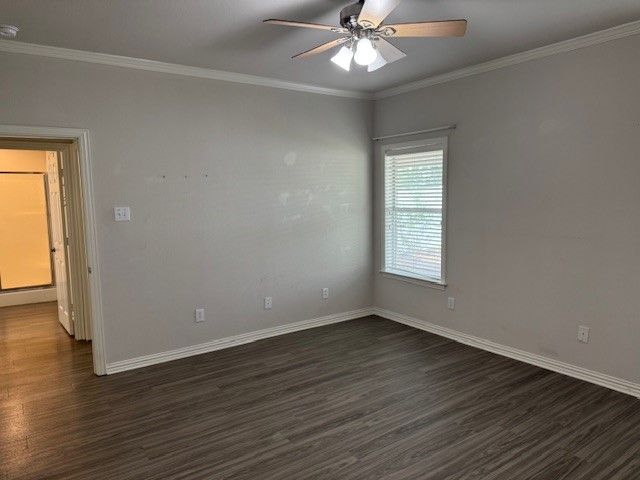 106 Royal Crest Court, Red Oak, TX 75154