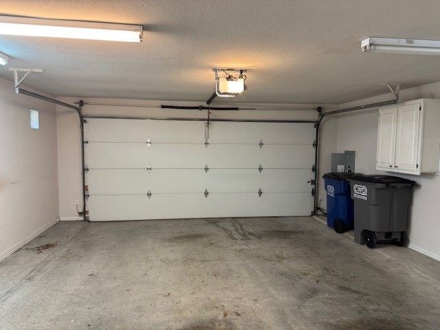 106 Royal Crest Court, Red Oak, TX 75154