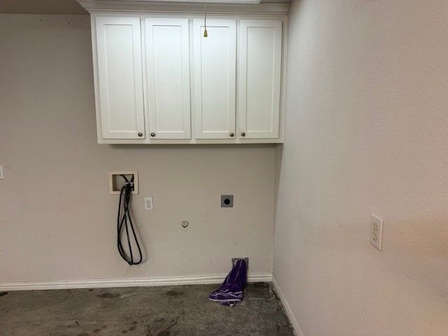 106 Royal Crest Court, Red Oak, TX 75154