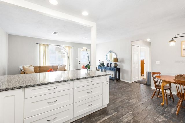 782 42ND AVENUE NE, St Petersburg, FL 33703