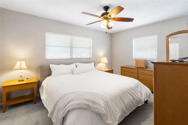 782 42ND AVENUE NE, St Petersburg, FL 33703