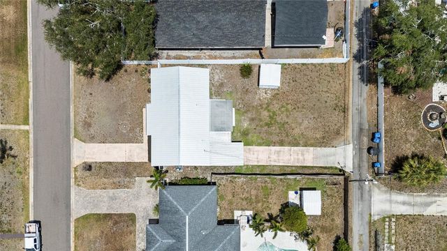 782 42ND AVENUE NE, St Petersburg, FL 33703
