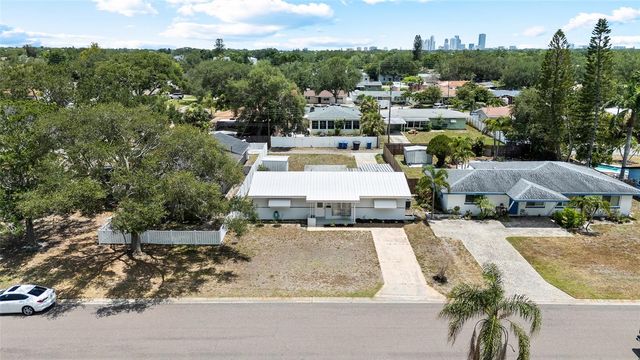 782 42ND AVENUE NE, St Petersburg, FL 33703